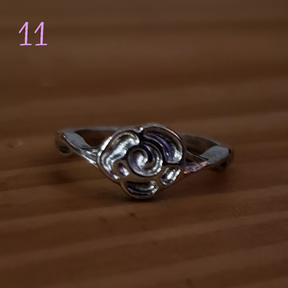 Women's Assorted Rings - Picture 4 of 12